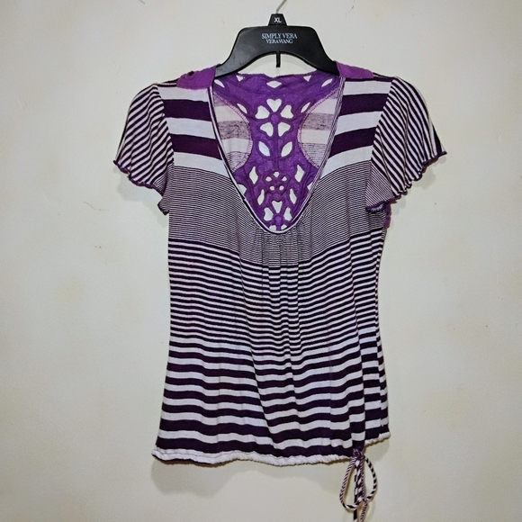 Full Tilt Tops - Full Tilt Rare Find Purple & White Embroidered Peekaboo Blouse Shirt. Medium C66